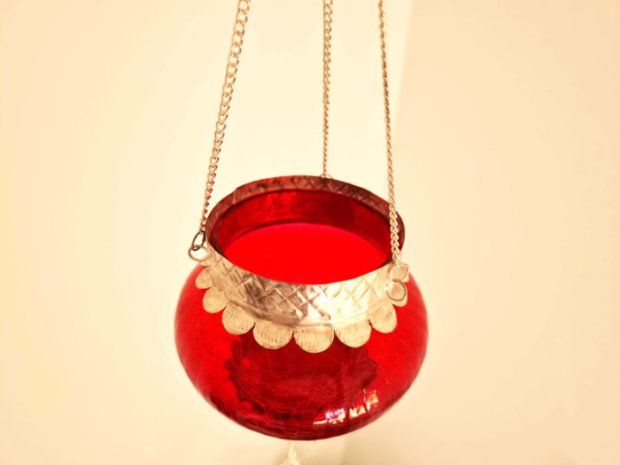 Luminária indiana pendente à vela com vitral vermelho11cm