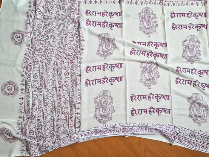 Chadar indiano (manto de oração) de Ganesha branco e lilás