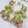 Brinco Jhumka técnica Cloisonné com design de pavão tons de verde