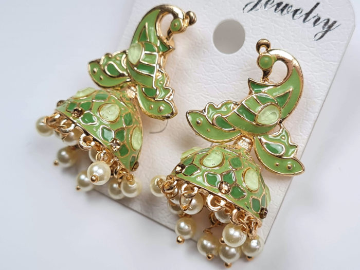 Brinco Jhumka técnica Cloisonné com design de pavão tons de verde