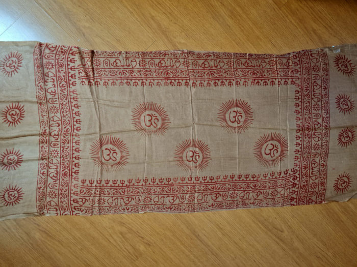 Chadar indiano (manto de oração) de OM 120cm Sépia