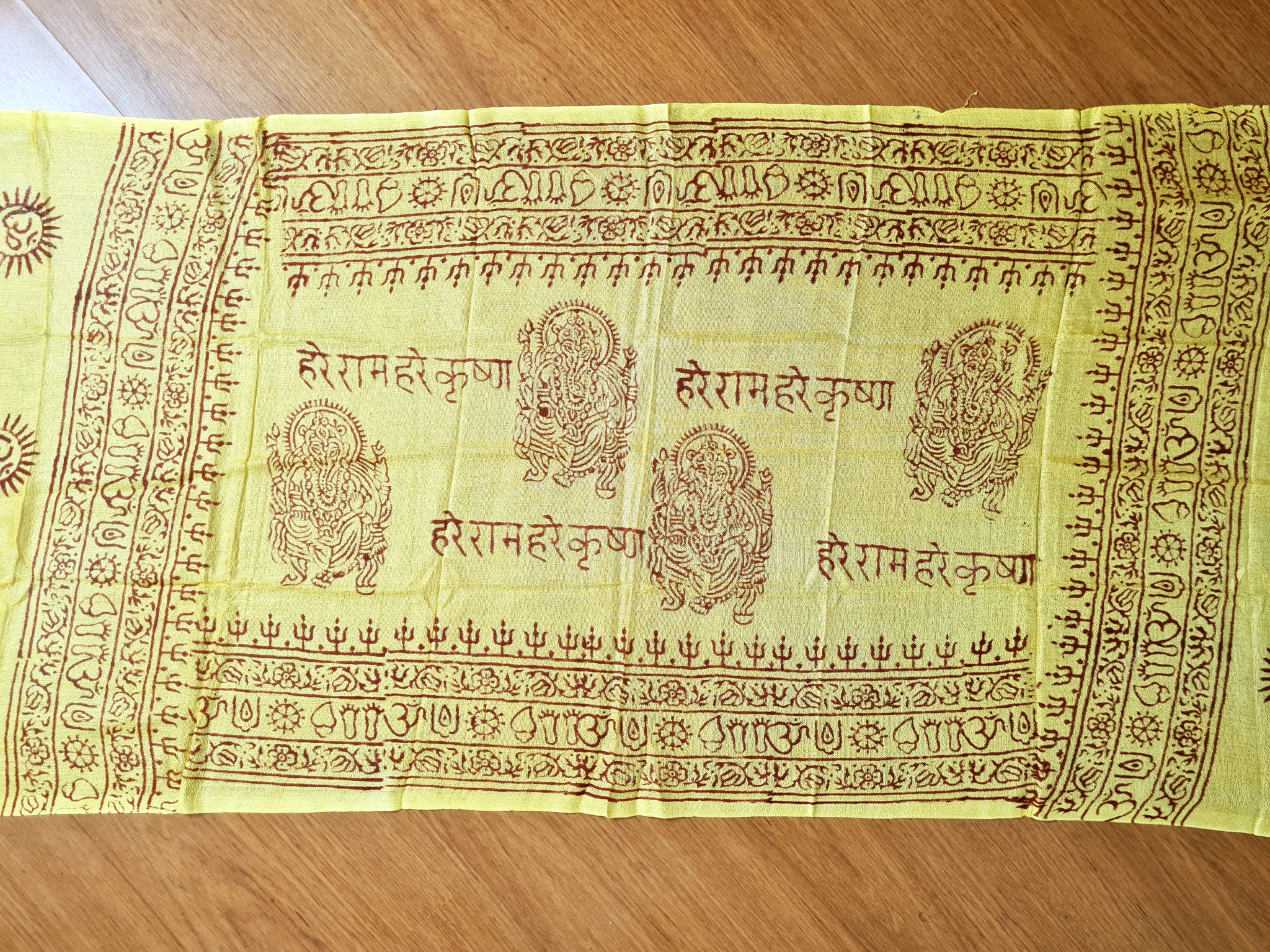 chadar de Ganesha amarelo