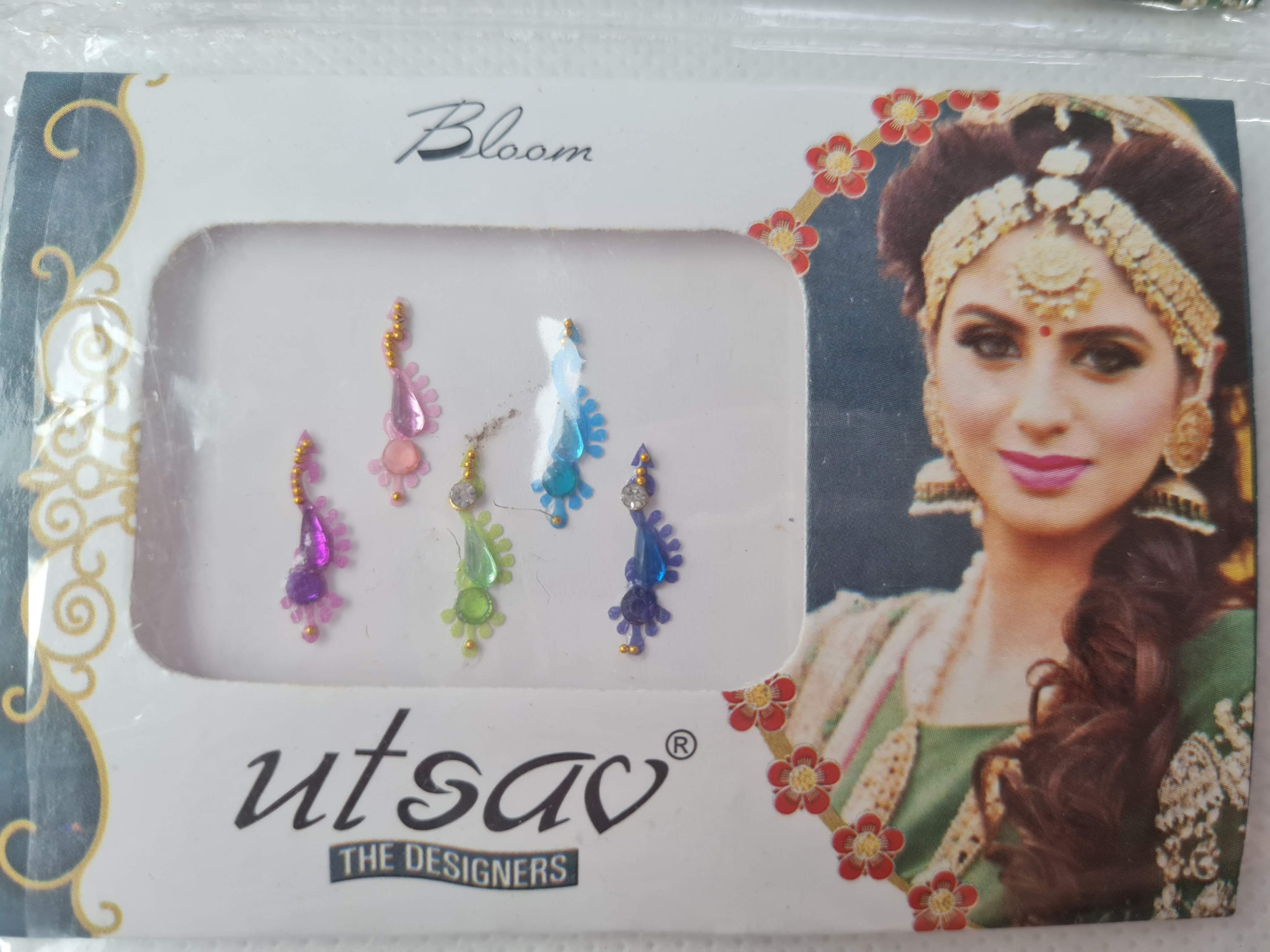 bindi indiano adesivo para testa