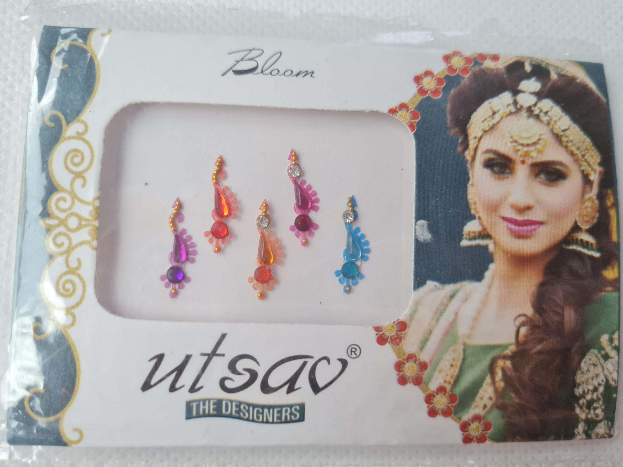 bindi indiano adesivo para testa