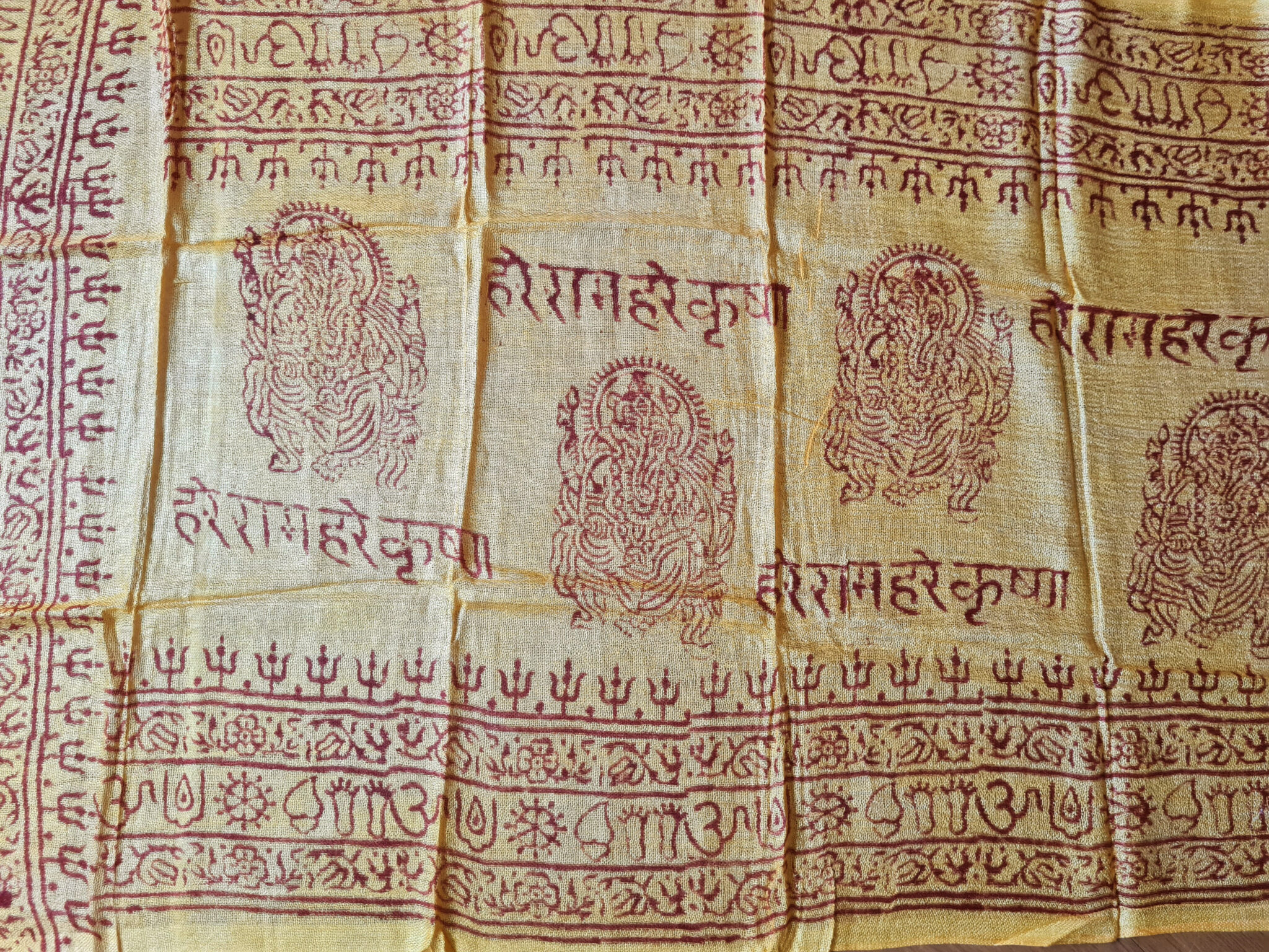 chadar de Ganesha amarelo