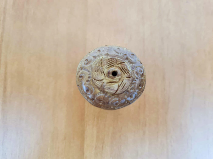 Mini estátua de Ganesha esculpida em madeira 7cm