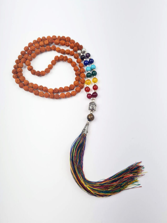 Japamala de sementes de Rudraksha 6mm com os 7 chakras tassel longo
