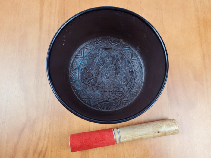Tigela tibetana ou sino tibetano com 4 ligas de metal 16cm de Buda