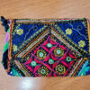 Bolsa indiana Banjara 100% bordada a mão preta e color