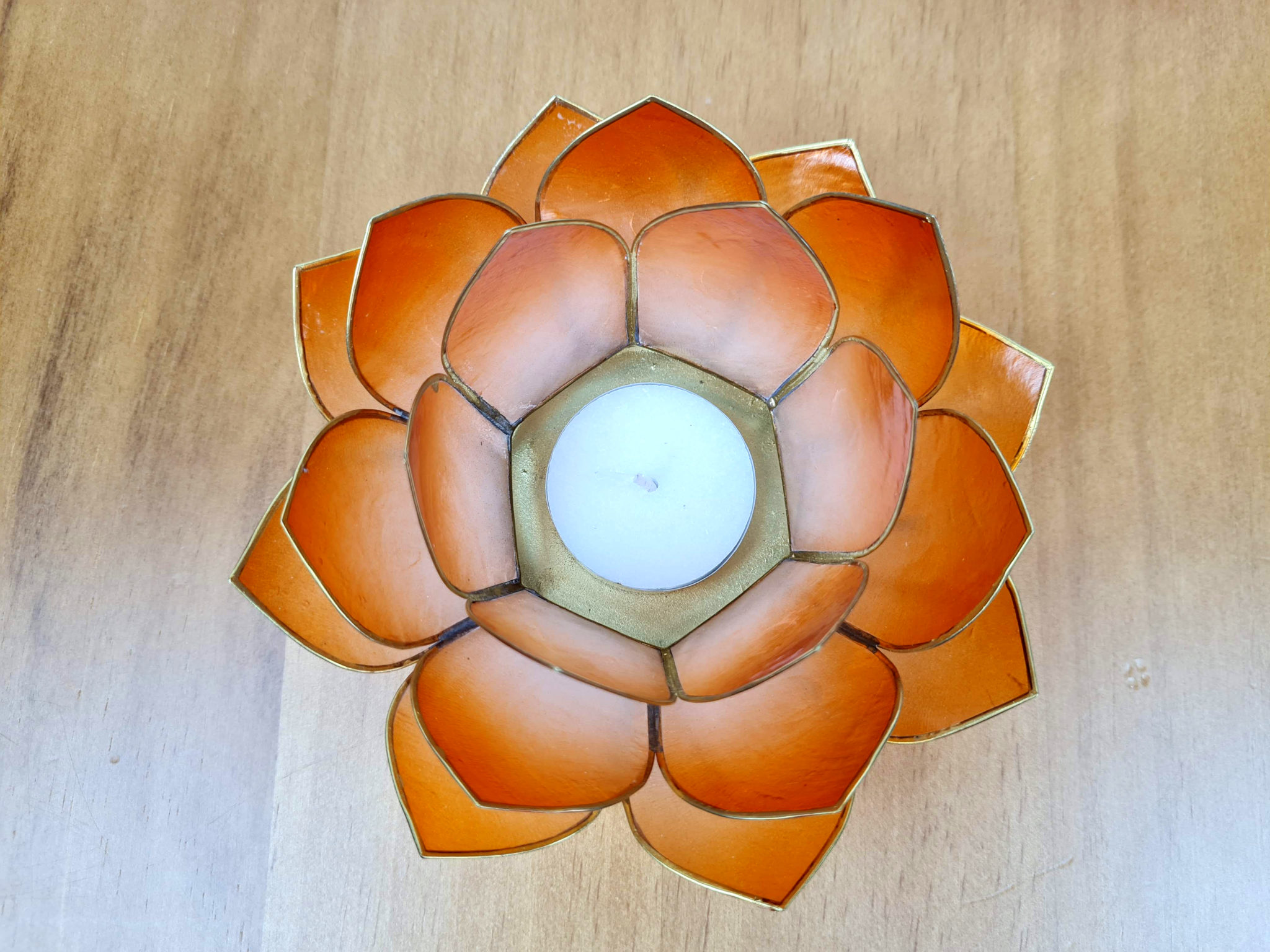 castiçal Flor de Lótus para iluminação a base de vela