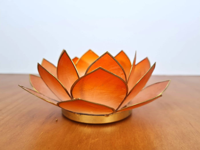 Castiçal de vela Flor de Lótus de madrepérolas laranja