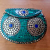 Bolsa indiana rígida de metal com mosaico de pedras naturais Malaquita e Lázuli