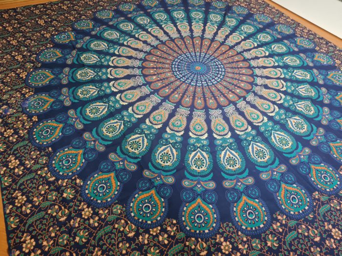 Colcha indiana ou painel decorativo Mandala cores frias 2,40m