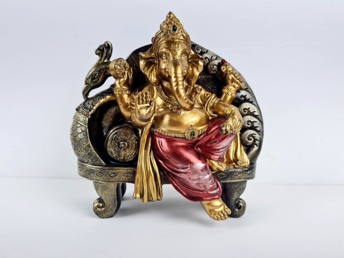 Ganesha sentado em uma Chez Long