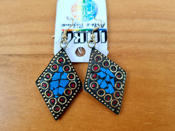 brinco indiano mosaico de pedras turquesa e coral