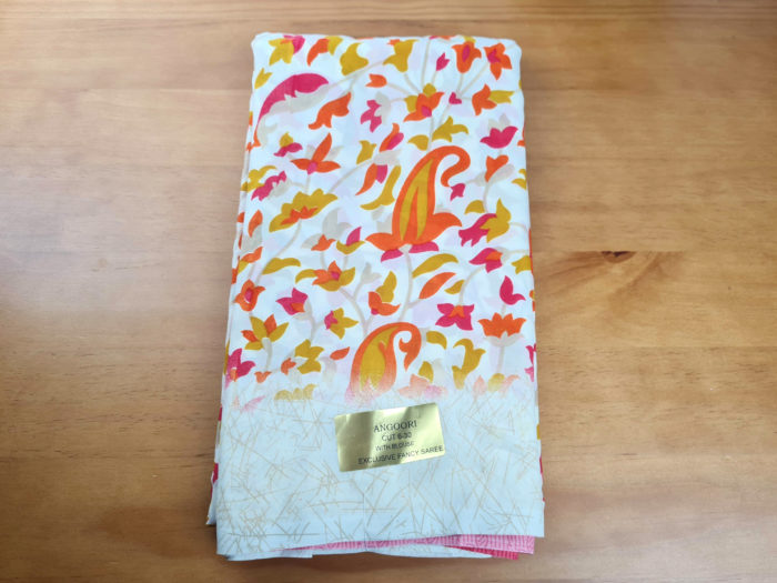 saree indiano viscose creme e tons quentes