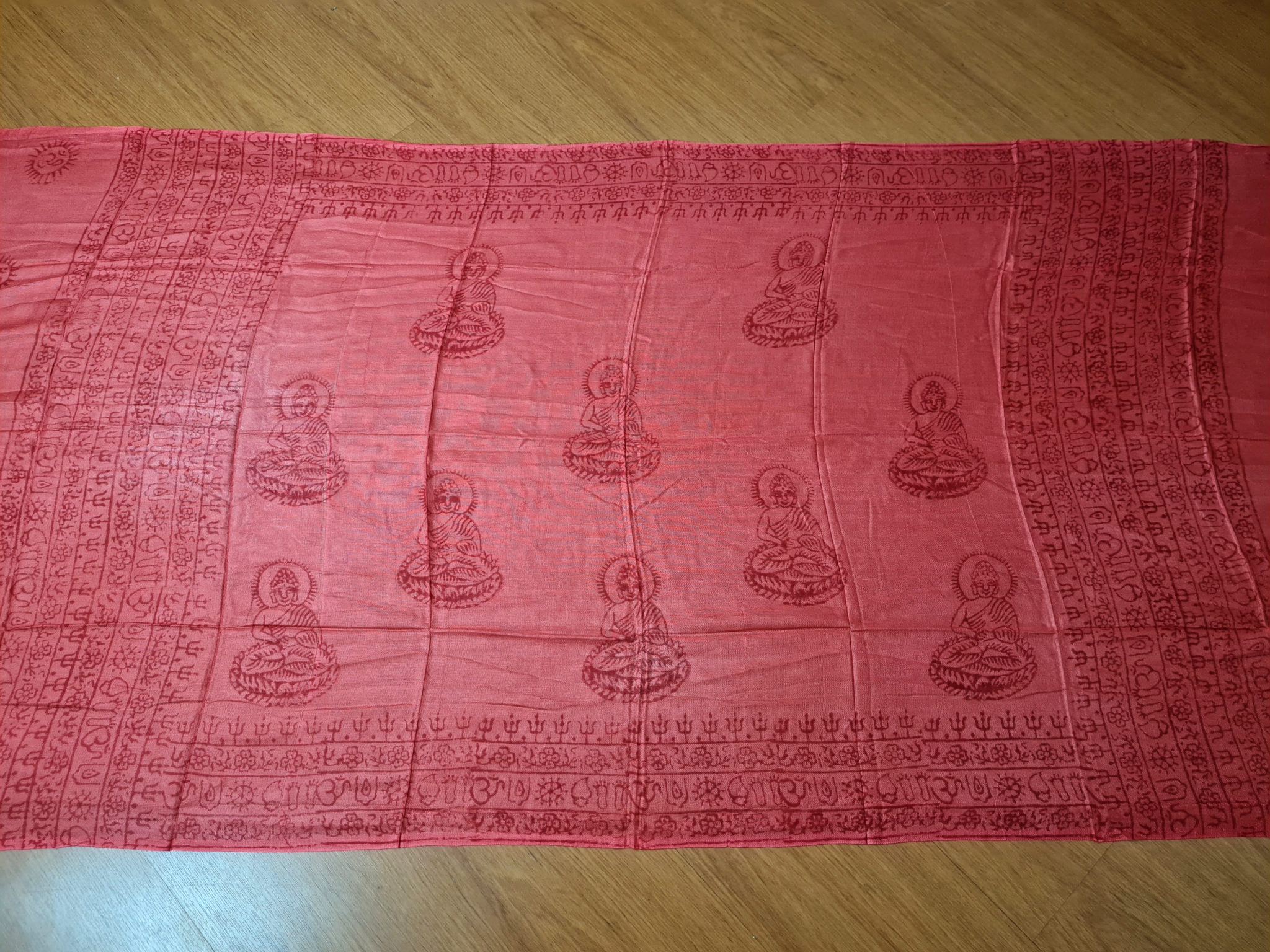 chadar de oração (manto Harinama), fabricado na Índia, de Buda