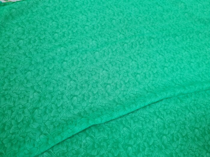 Sari indiano viscose com estampa floral verde e branco