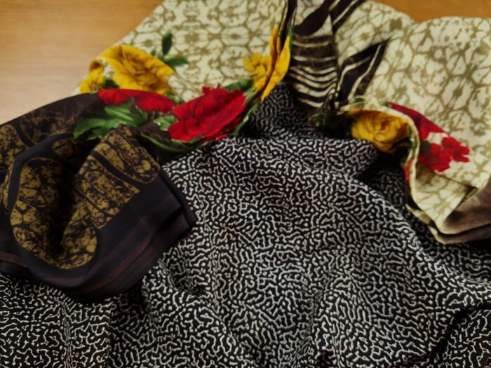 Sari indiano viscose com estampa floral marrom e colorido