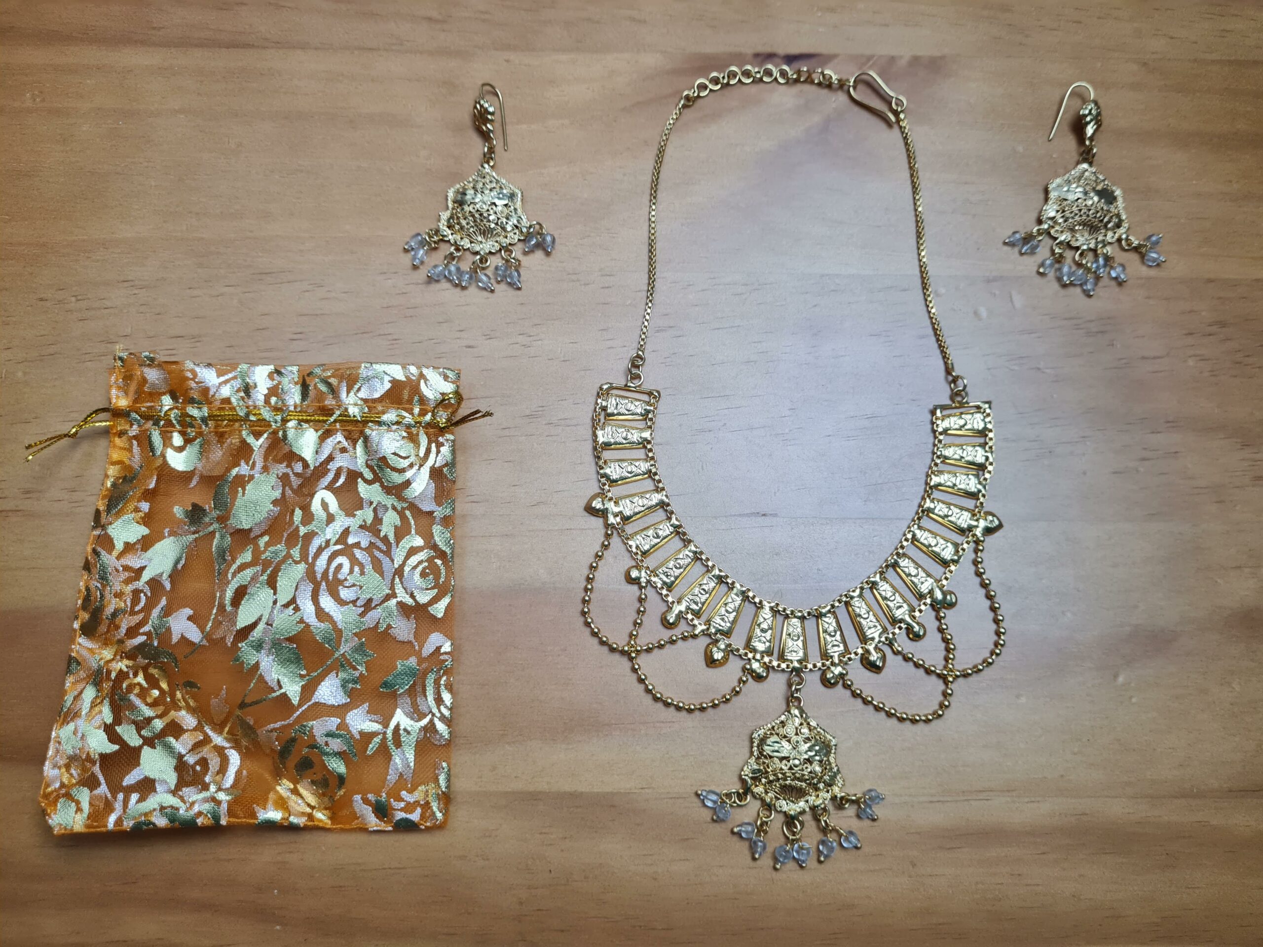 conjunto de colar e brincos indianos para festa (para usar com saree fica lindo)