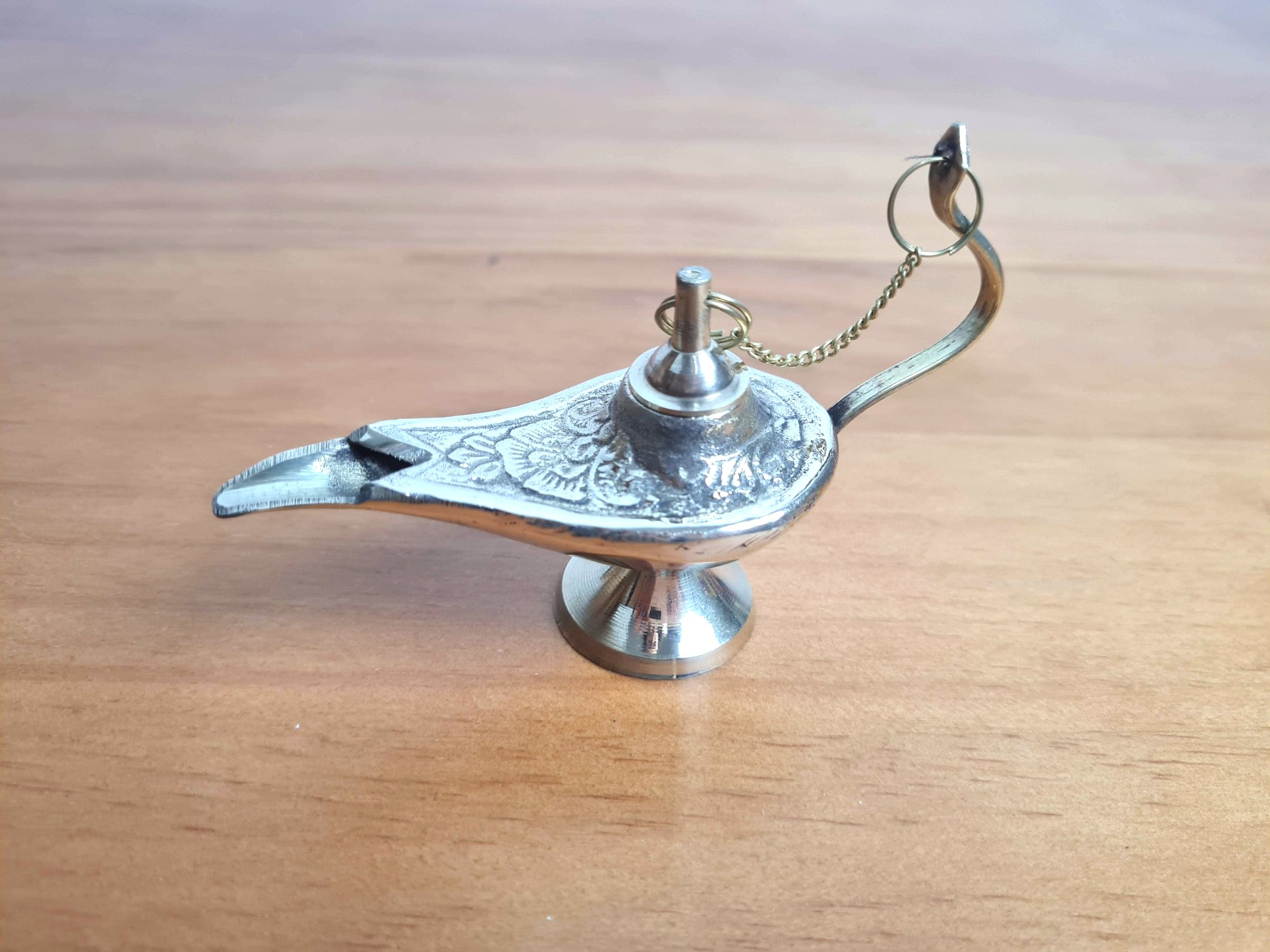 Lâmpada a óleo indiana design medieval (aladin) tamanho P 10cm