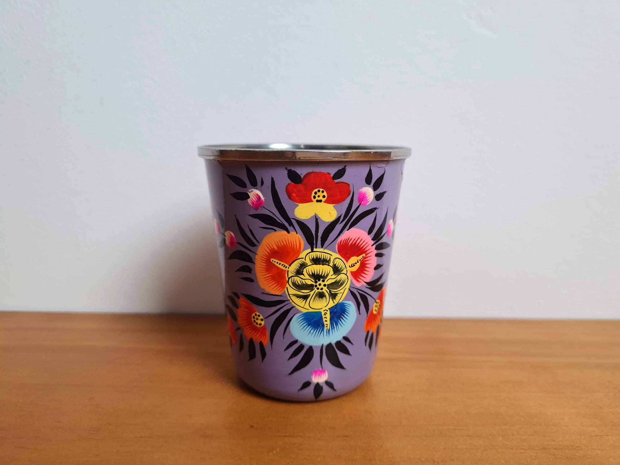Copo indiano de inox pintado a mão floral