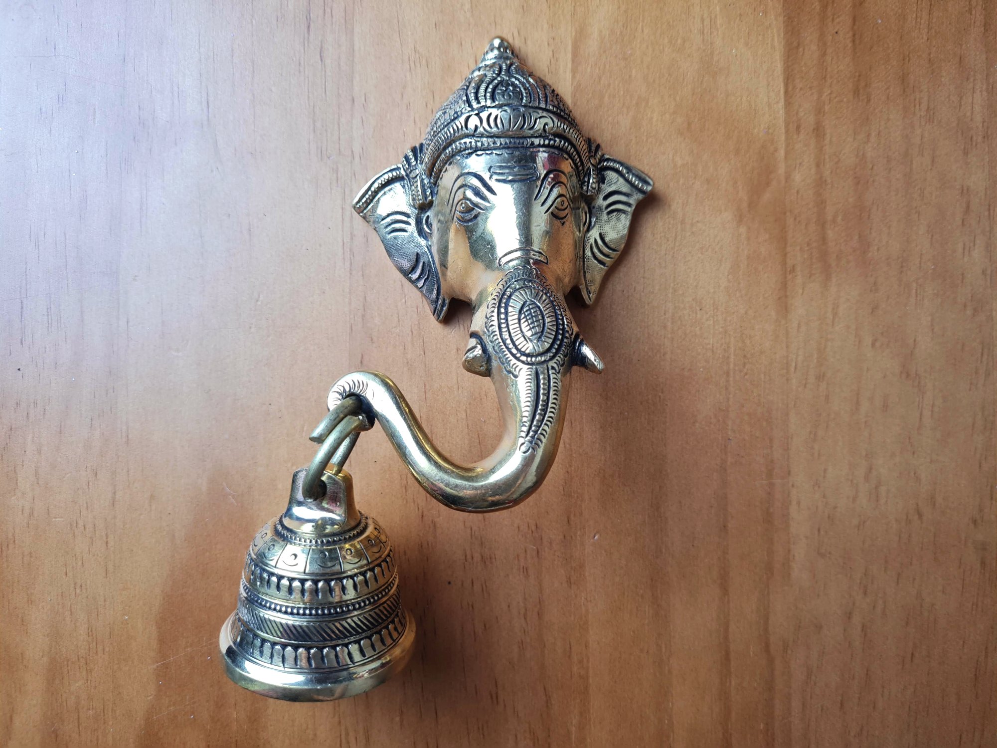 sino de porta de metal Deus Ganesha