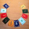 bandeiras tibetanas de veludo com mantra 11x8cm