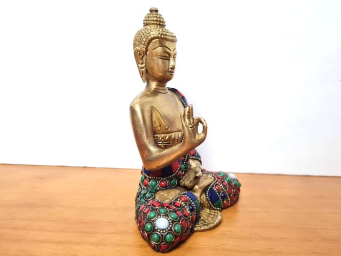 Estátua de Buda metal brass com pedras naturais embutidas 17 cm