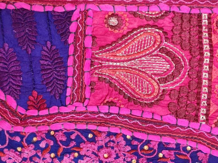 Bandô de porta indiano (Toran) 5 pontas bordado pink
