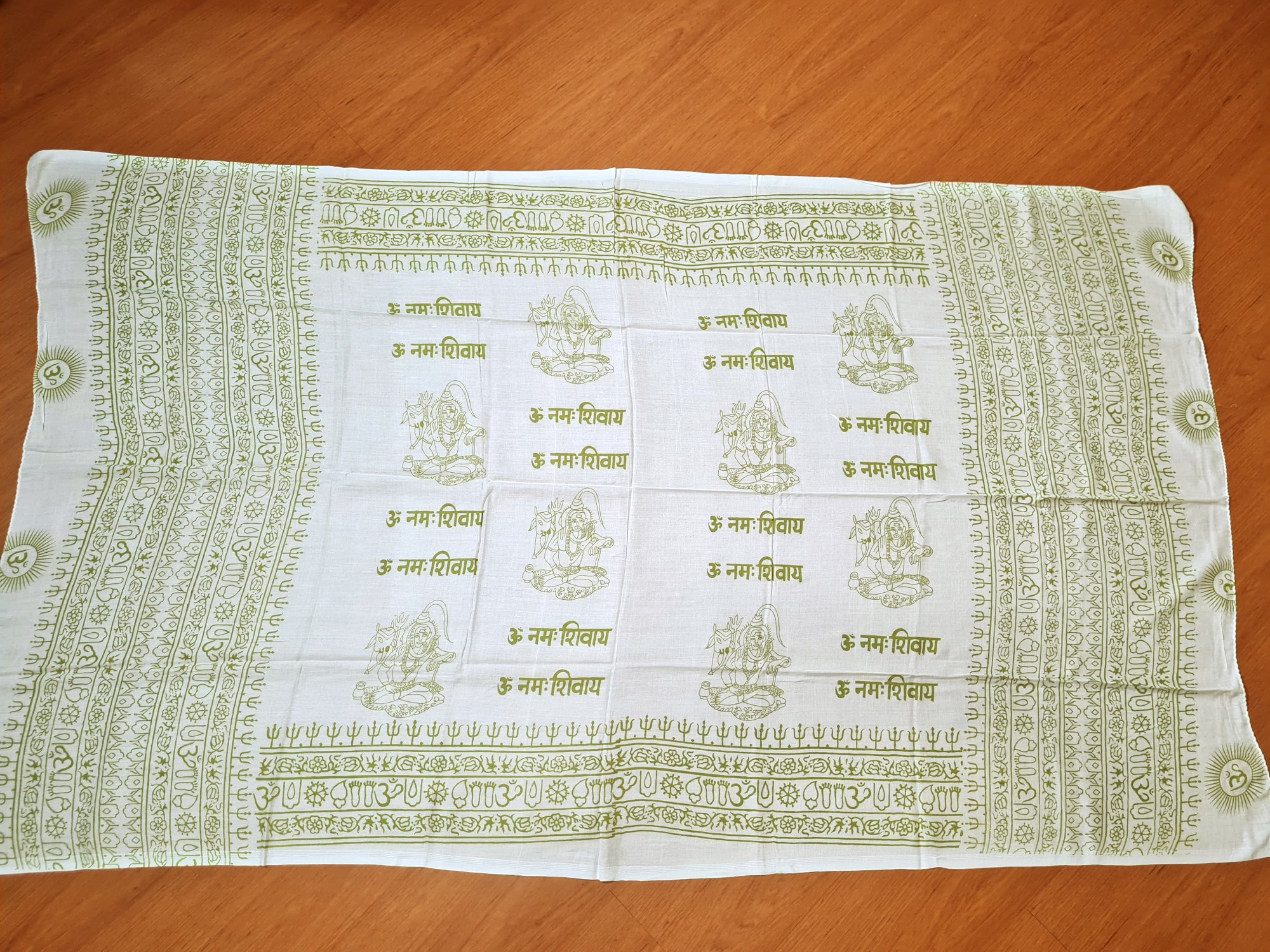 manto devocional indiano (chadar), Shiva branco e verde