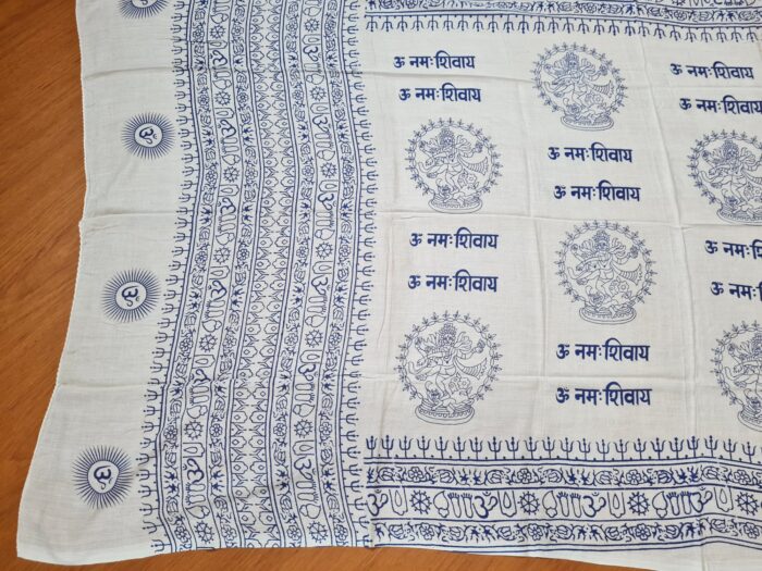 Chadar indiano (manto de oração) de Shiva Nataraja branco e azul