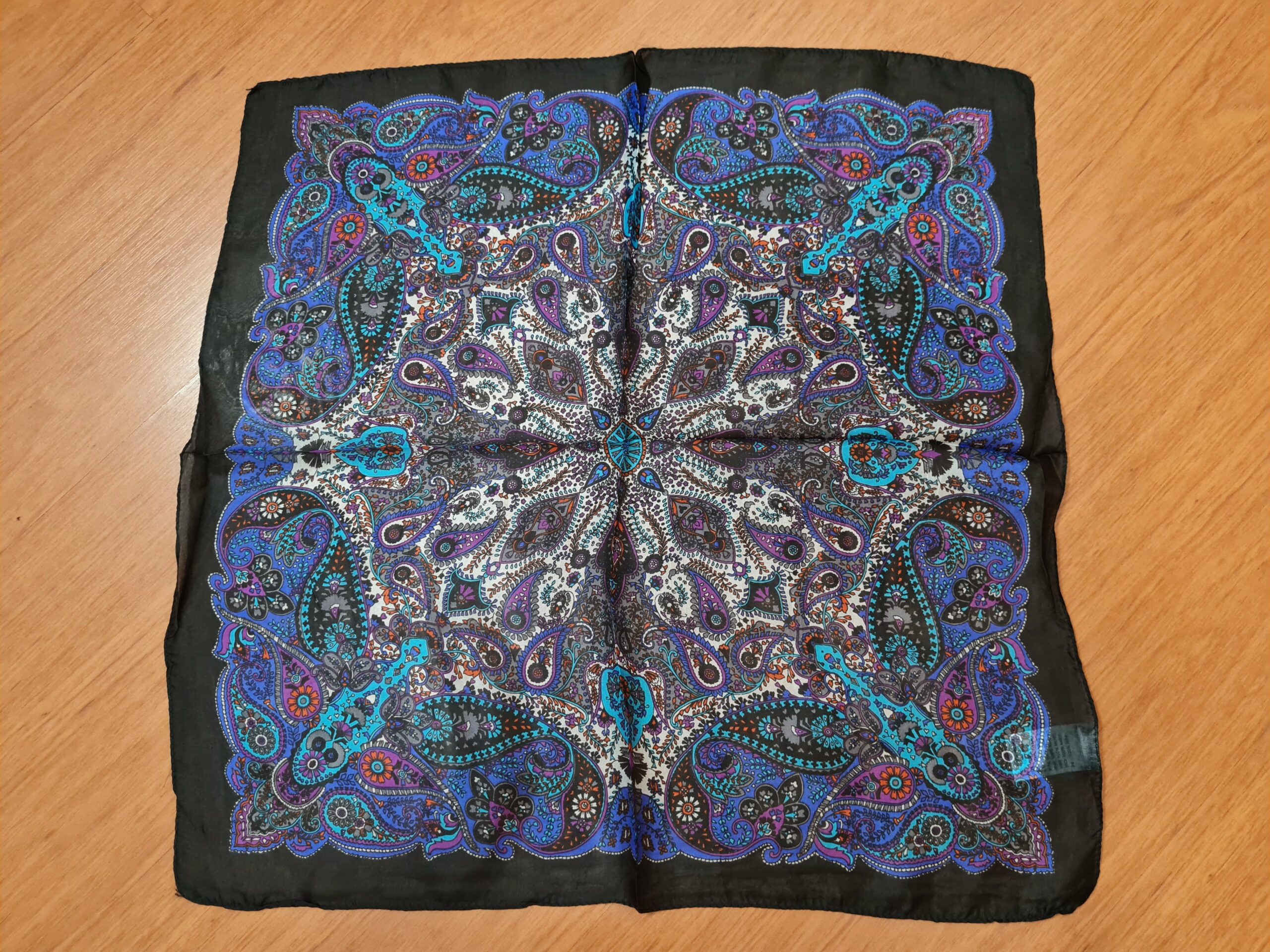 lenço indiano neck scarf preto