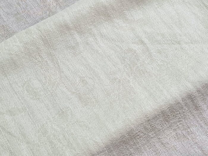 Pashimina indiana de cashmere estampa paisleys creme e tons frios II