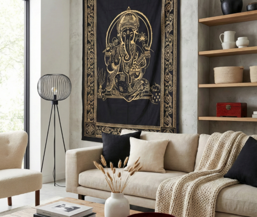 Colcha indiana ou painel de tecido decorativo, de algodão, com imagem do Deus hindú Ganesha. Coleção Gold Black. 215cmx140cm