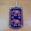 Bolsinha indiana Porta celular bordado de elefante marinho