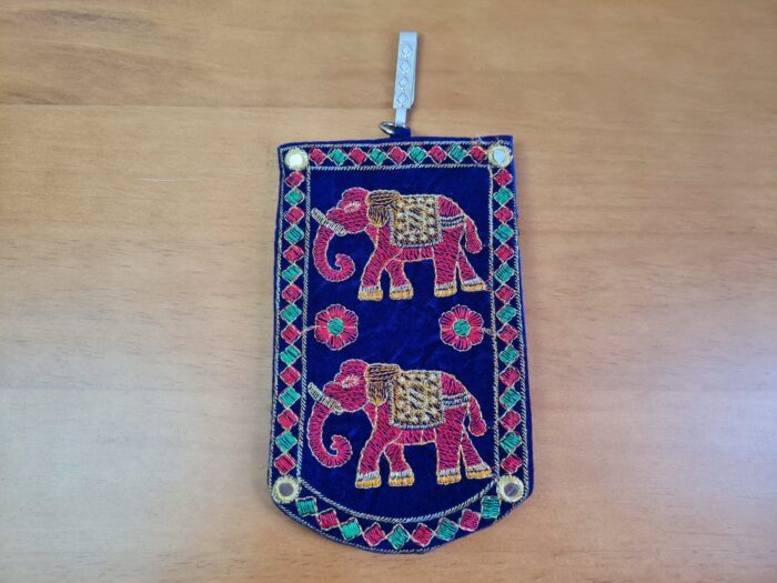 Bolsinha indiana Porta celular bordado de elefante marinho