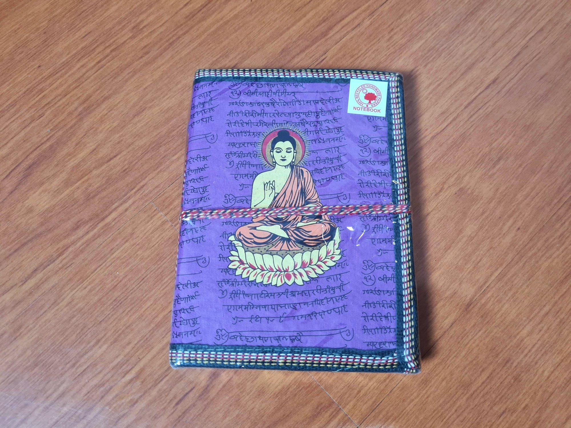 caderno indiano de Buda roxo artesanal