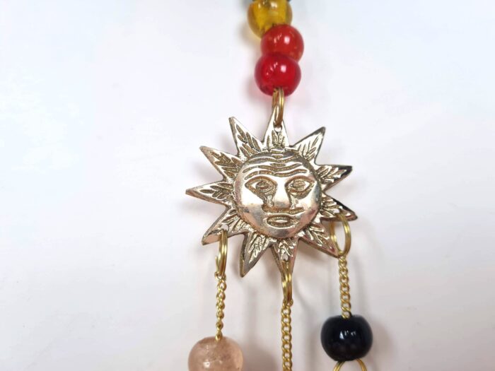 Sino dos ventos de metal com símbolo de Surya Sun e 7 chakras P