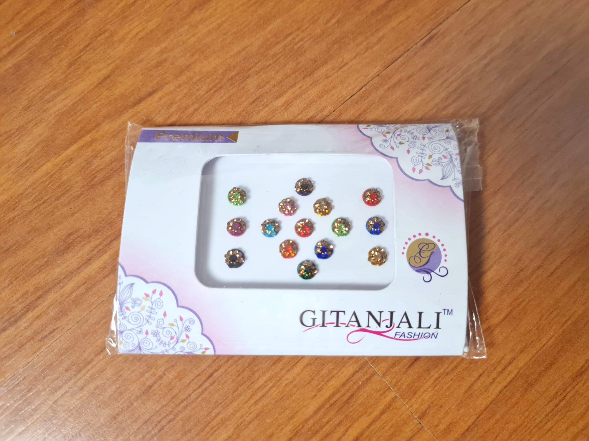 bindi colorido adesivo para colar na testa para festas indianas