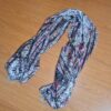 Pashimina indiana estampa paisley de viscose preto e colorido