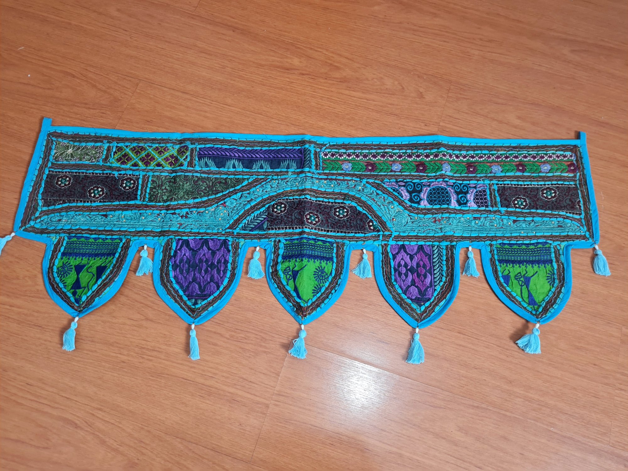 bandô de porta indiano bordado para portas e janelas azul e colorido