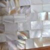 Bolsa indiana rígida de metal com mosaico de pedras naturais madrepérolas
