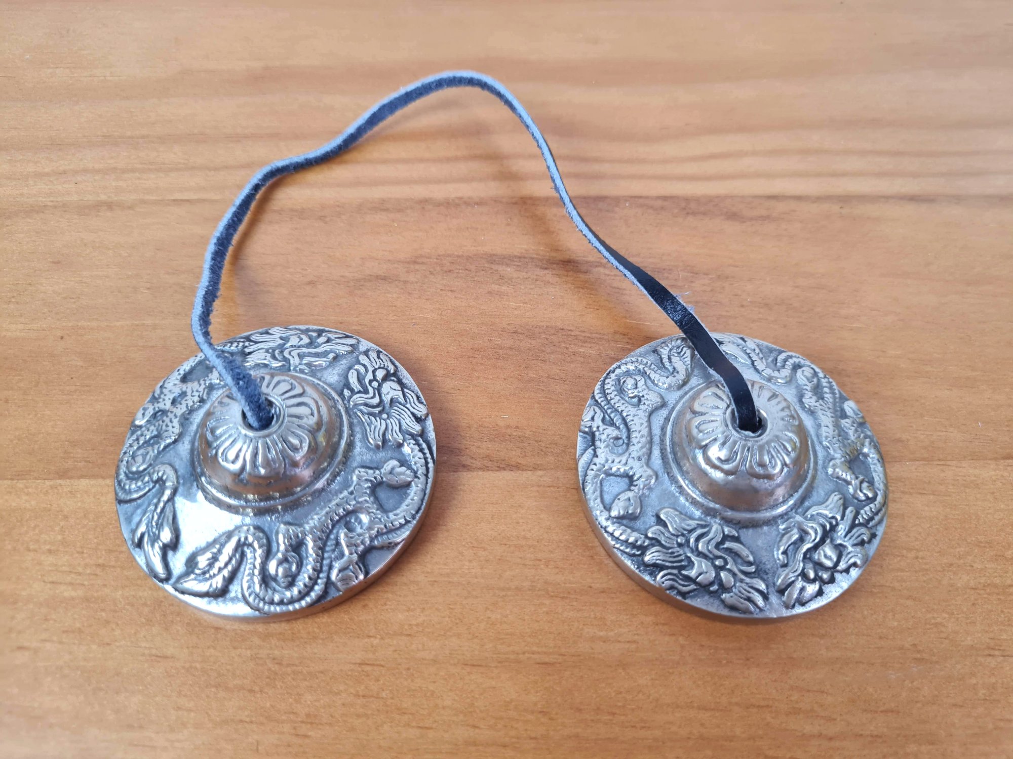 manjira instrumento indiano de bronze