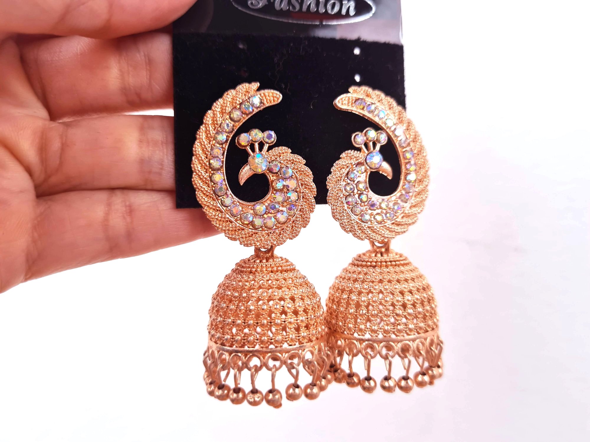 brinco indiano Jumkha rosé design de pavão 6cm