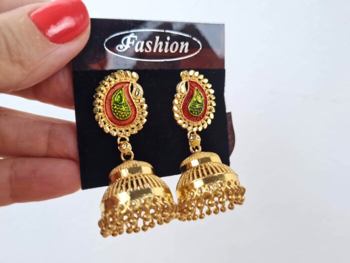 brinco indiano paisley dourado design sino