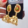 Brinco Jumkha Paisley de sino dourado e guizos