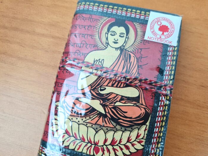Caderno indiano artesanal estampa de Buda 13x8cm vermelho