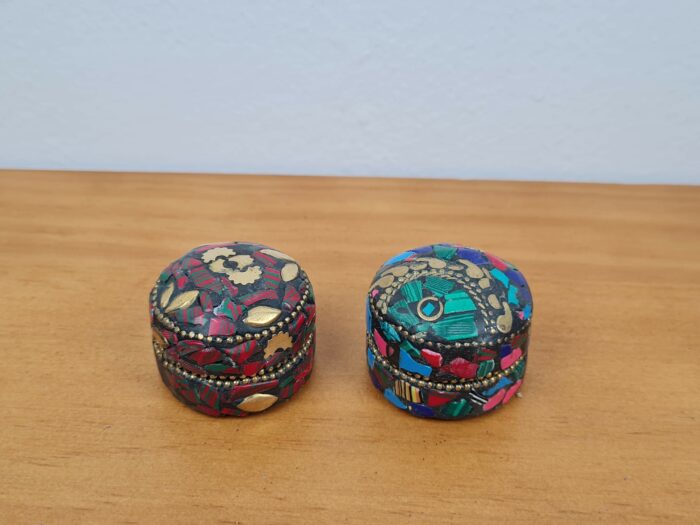 duo de latinhas miniaturas (indianas)