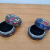 Duo de mini porta joias de metal com mosaico de pedras III